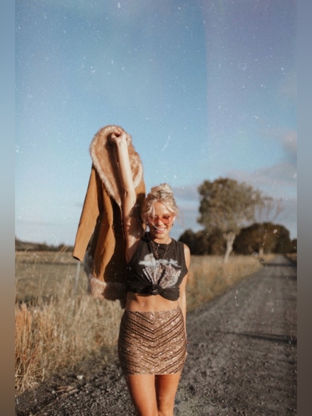 Spell and the Gypsy Xanthe Sequin Skirt 
Size
XXS